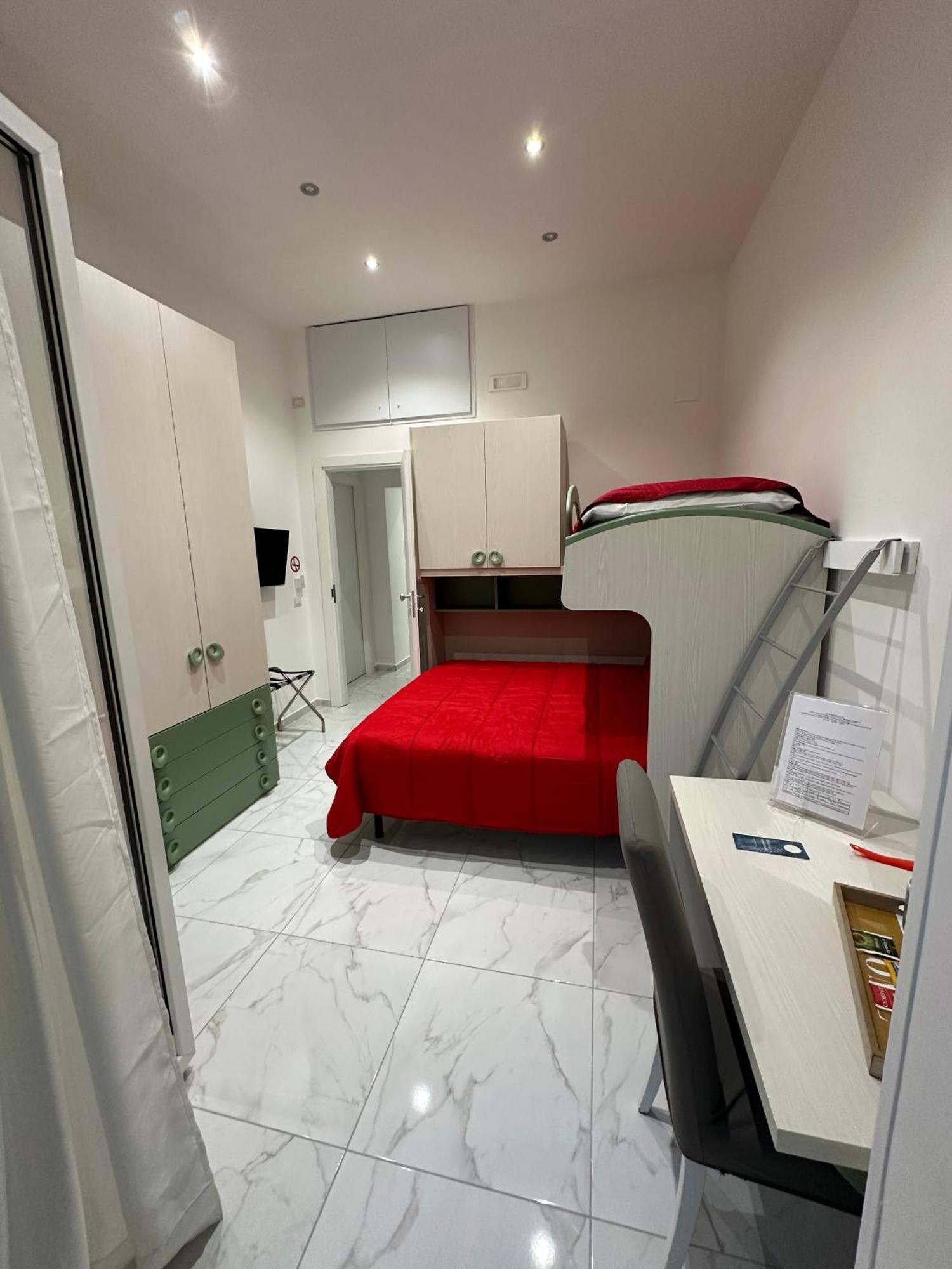 Santa Chiara Garden View B&B Наполи Екстериор снимка