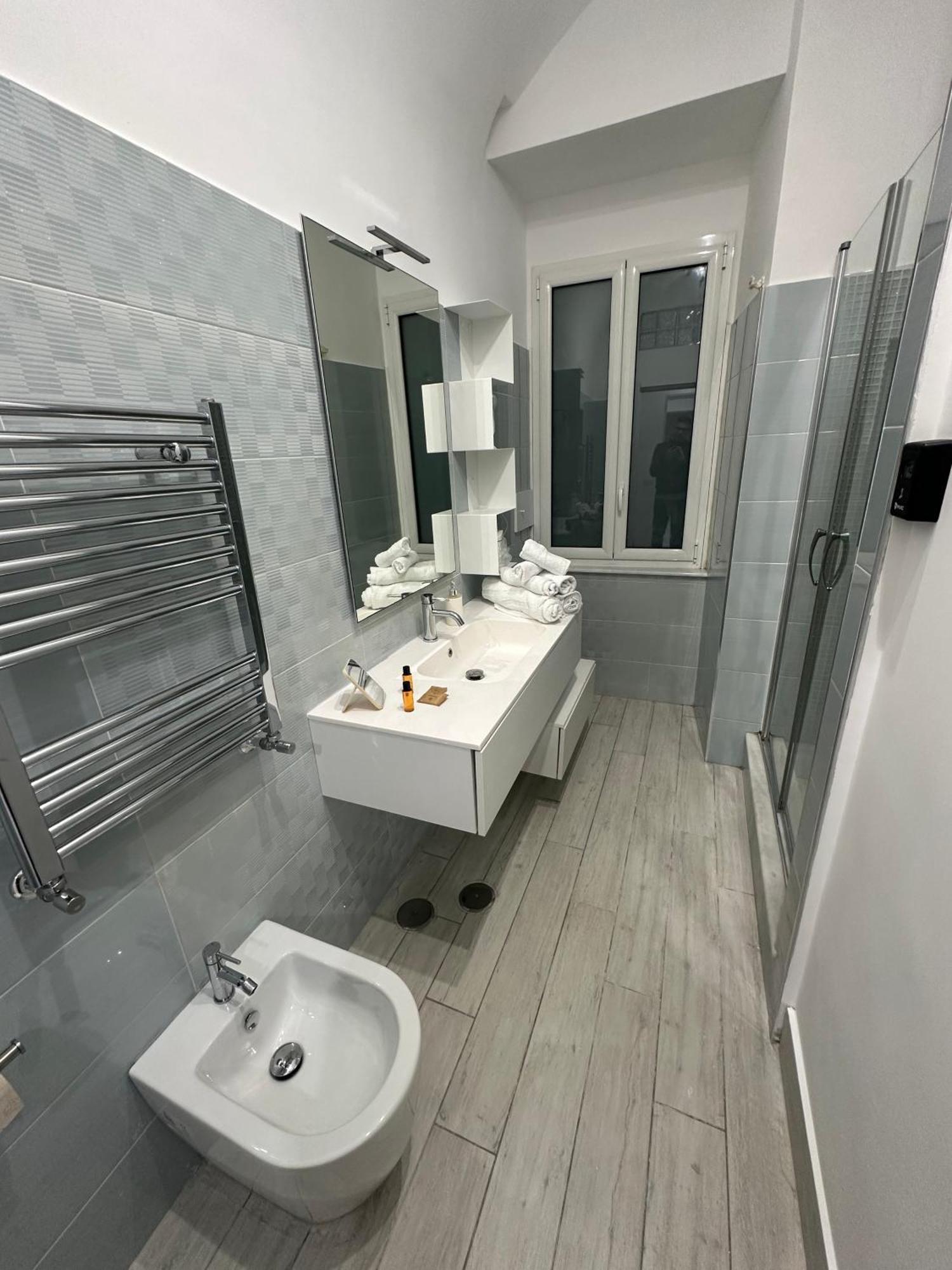 Santa Chiara Garden View B&B Наполи Екстериор снимка
